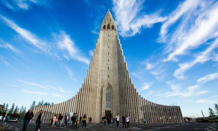 Discover Iceland: The Best Free Activities to Enjoy