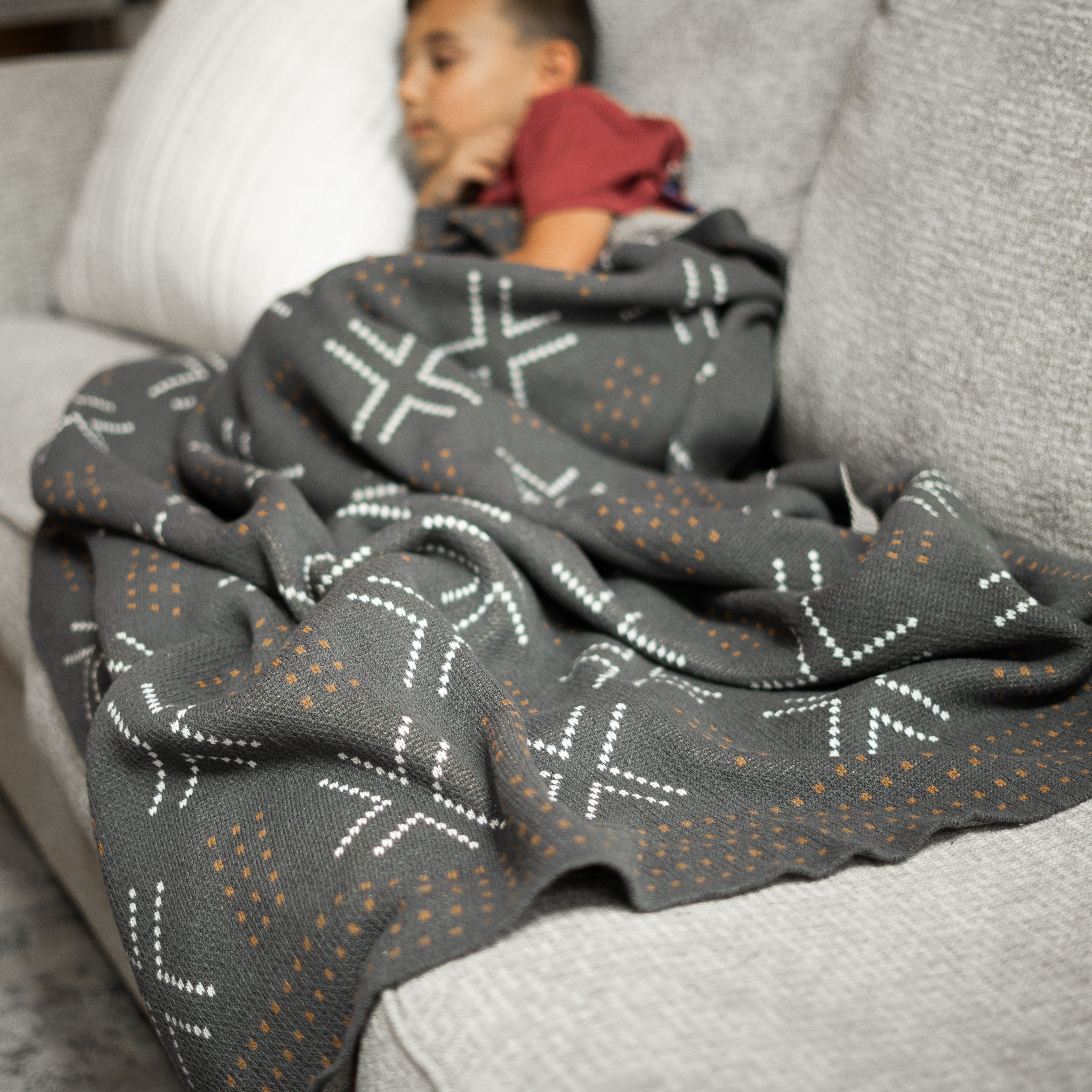 seek & swoon birifini throw blanket